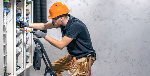 Best Best Electricians Near Me  in Clute, TX